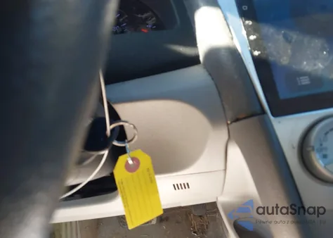 2010 Toyota Camry z USA, uszkodzony, nr VIN 4T1BF3EK7AU103425